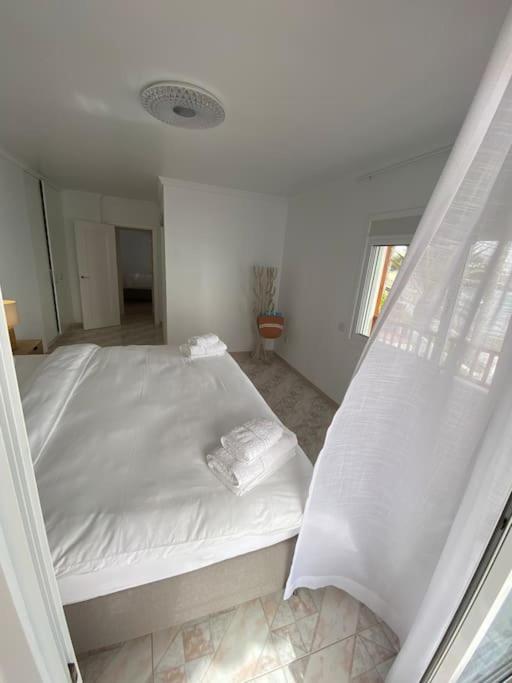 Villa Tranquila, Playa Del Duque 아데제 외부 사진