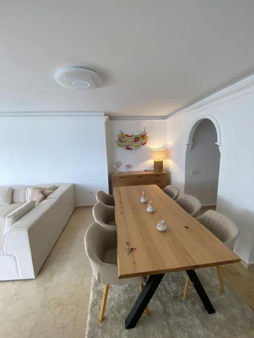Villa Tranquila, Playa Del Duque 아데제 외부 사진