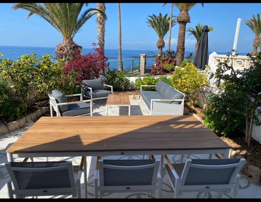 Villa Tranquila, Playa Del Duque 아데제 외부 사진