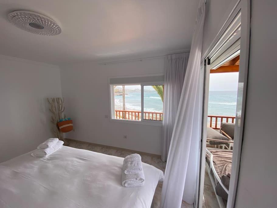 Villa Tranquila, Playa Del Duque 아데제 외부 사진